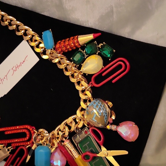 Betsey Johnson school teacher charm BNWT - Picture 2 of 6